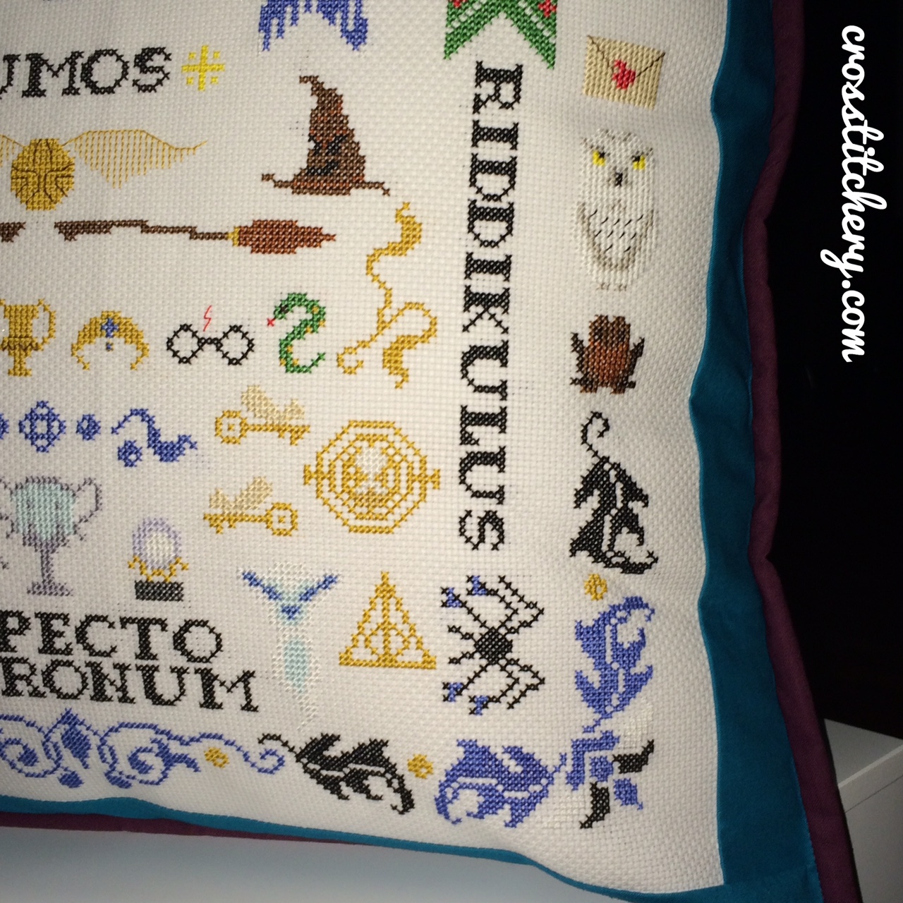 Finito! – Harry Potter Cross Stitch Cushion  crosstitchery
